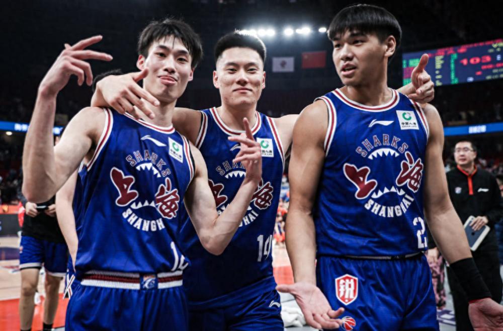 牛逼！拿到了！尼克斯总冠军！27投砸出45分！文班亚马垫脚布伦森...