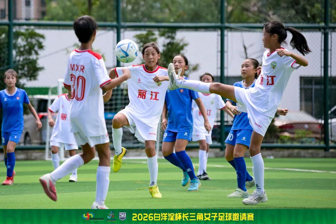 上港与新鹏城比赛没开踢!他就成首位无缘大名单的王牌,原因受伤